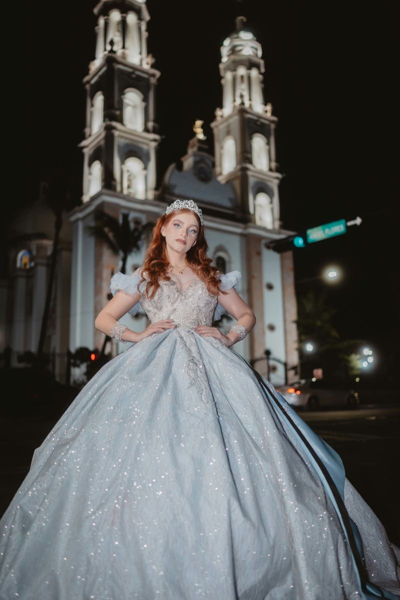 Valentina Torres — XV Años